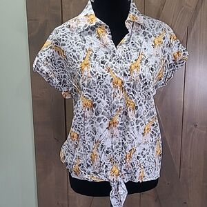 Jane + Delancey Giraffe Print Blouse Button Up Tie Front S